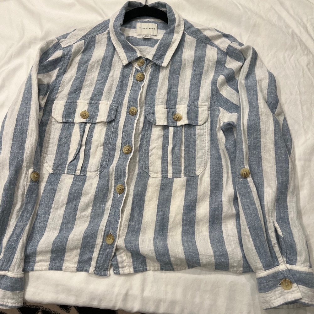 American Eagle Denim and White Striped Cropped Button Down - Size M